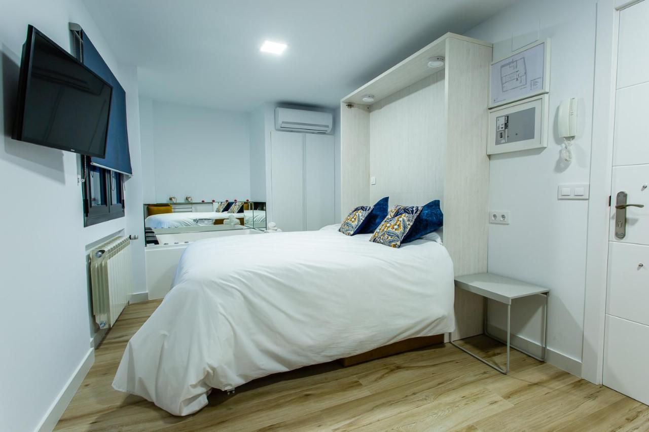 Apartamentos Hervas Suites Exterior photo